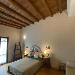 casa-vetriera.palermohotels.org/